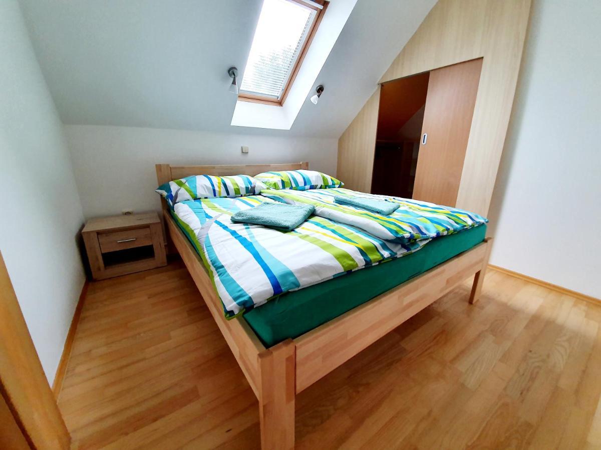 Apartmany Srni U Hlinska Глінско Екстер'єр фото