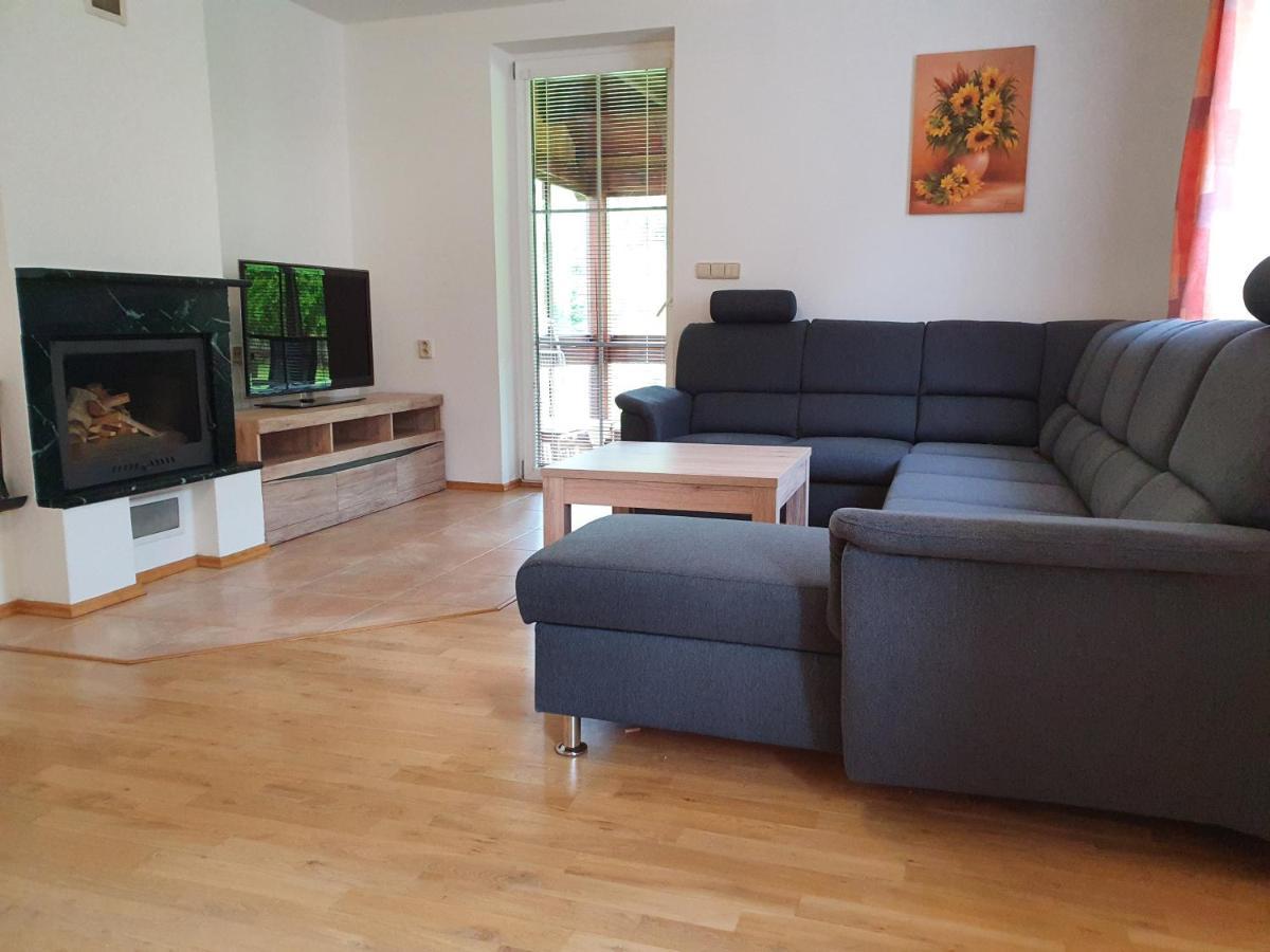 Apartmany Srni U Hlinska Глінско Екстер'єр фото